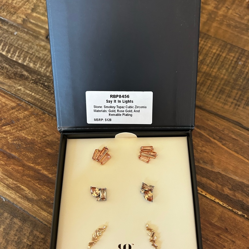 Gold Dainty Stud Earrings Set